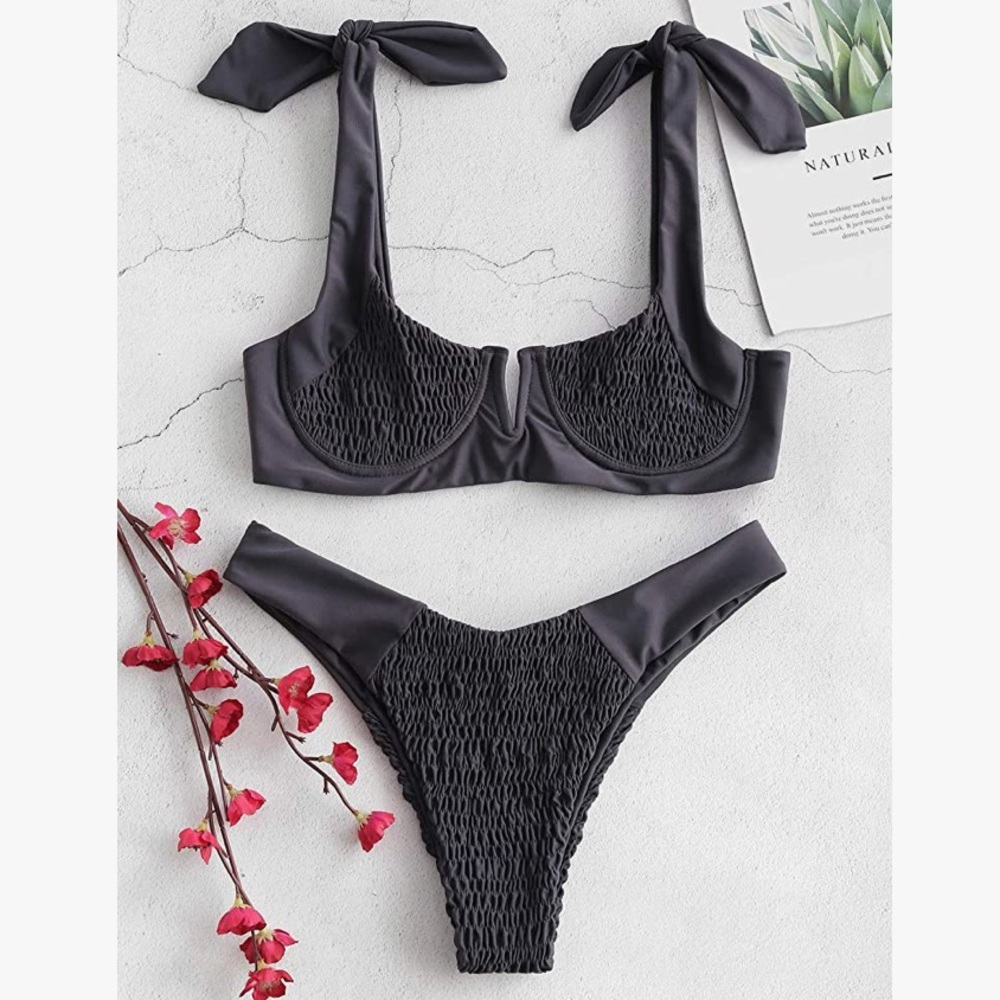 ZAFUL Women's Underwire V Cut Bikini Set Two Piece Swimsuit Black Gray